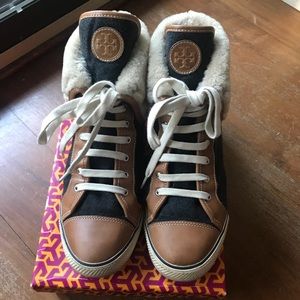 Tory Burch Benjamin Shearling Sneakers gently used